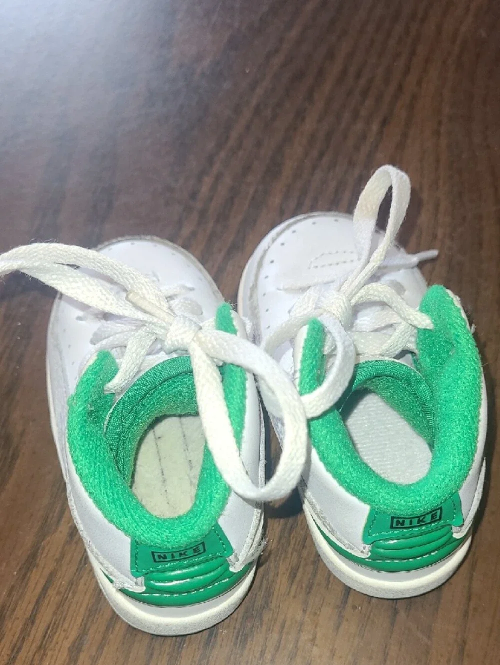 Nike Baby White and Green High-Top Sneakers Size 4c